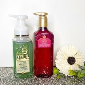 Bath and Body Works Hand Soap Holiday Mistletoe & Tis The Season Nwt